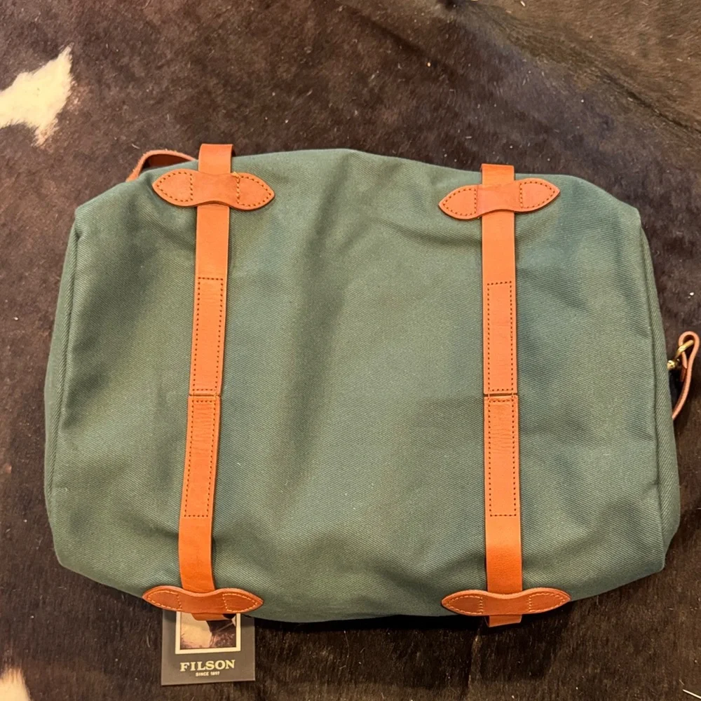 NWT Filson Rugged Twill Small Duffel with Brown Leather Straps